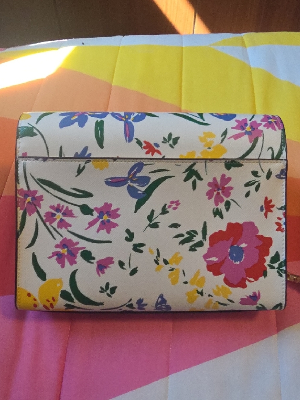kate spade Floral Print Cream Wristlet Clutch - Picture 3 of 4